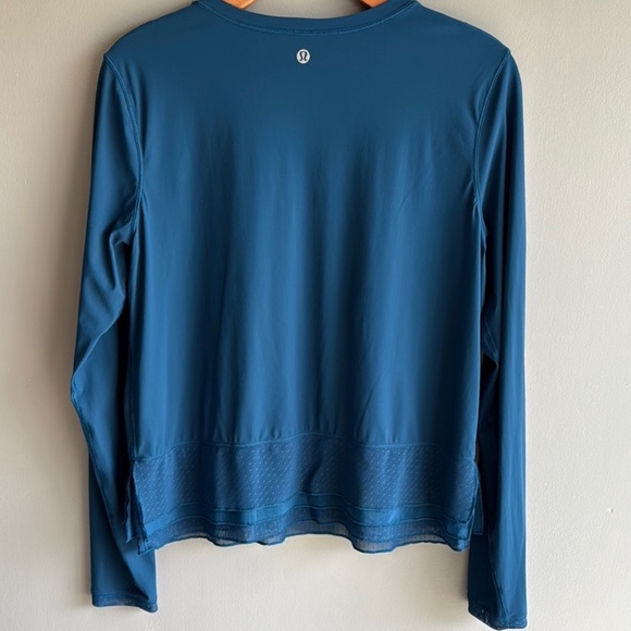 Lululemon Sole Training Long Sleeve - Picture 2 of 11